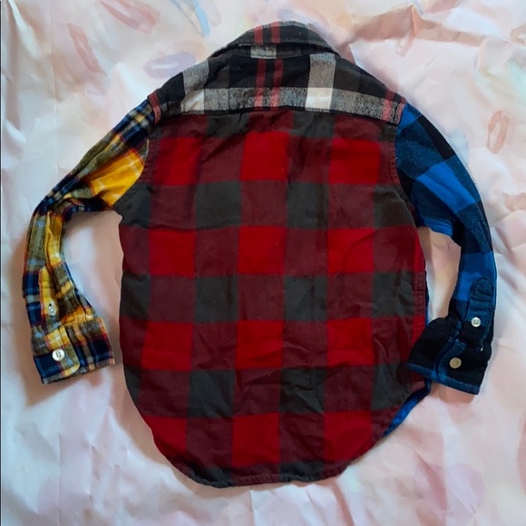 GAP Multi Color Plaid Shirt - Picture 2 of 3